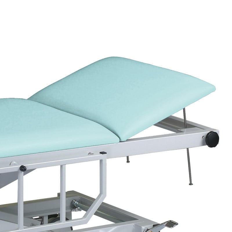 Transportliege für Patienten - Detail der Steuerung und Bedienelemente - Med-Praxisbedarf