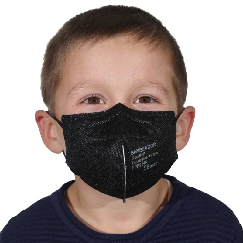 Bunte FFP2 Maske für Kinder - Motiv Rennauto, für Klinik- und Praxisbesuch - Med-Praxisbedarf