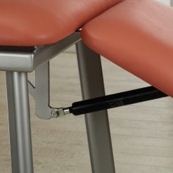 Design-Untersuchungsliege Detailansicht Kopfbereich - mit integriertem Papierrollenhalter - Med-Praxisbedarf