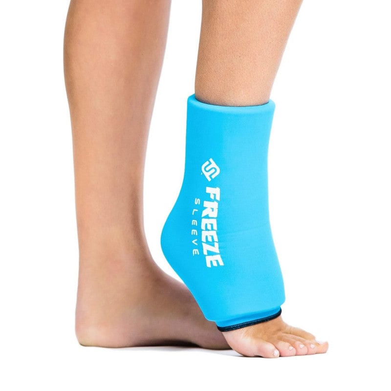 Freeze Sleeve Bandage im Detail - zeigt Material und Verschluss, bleibt flexibel bei Kälte - Med-Praxisbedarf