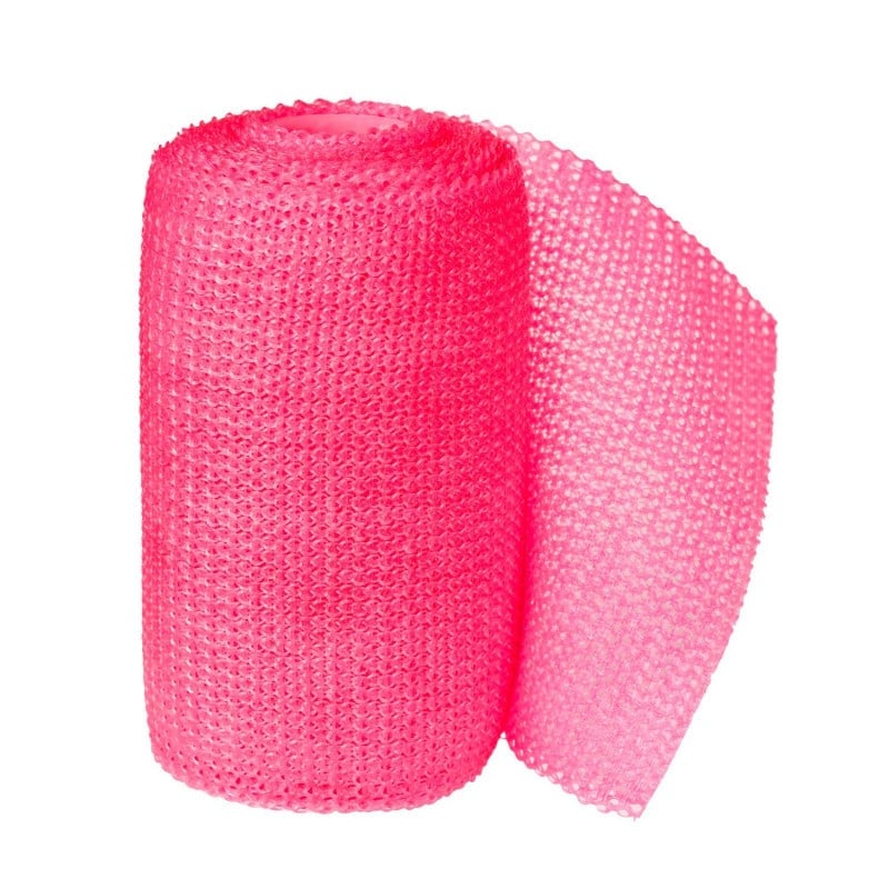 3M Soft Cast Anwendung am Unterarm - stützender Verband in Weiß, einfach modellierbar - Med-Praxisbedarf