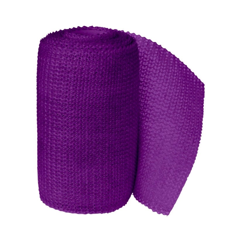 3M Soft Cast in klinischer Umgebung - zeigt Handhabung des Stützverbands - Med-Praxisbedarf