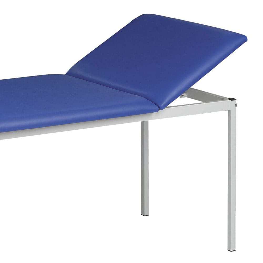 Standard-Untersuchungsliege in Seitenansicht - robuste Bauweise, gepolsterte Liegefläche - Med-Praxisbedarf