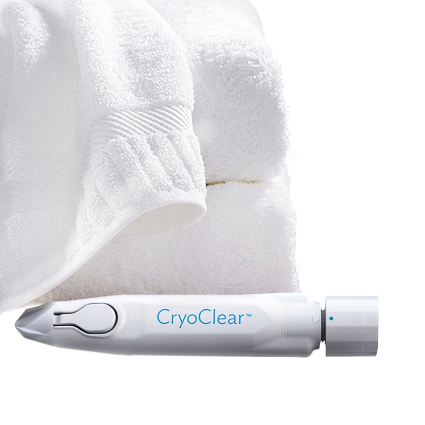 CryoClear Pen in Anwendung - Behandlung oberflächlicher Hautveränderungen - Med-Praxisbedarf