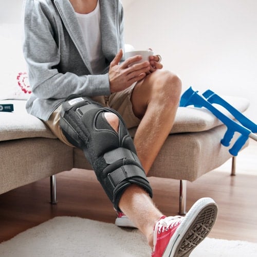 DARCO MECRON Knieschiene am Knie getragen - verstellbare Orthese für Stabilität und Rehabilitation - Med-Praxisbedarf