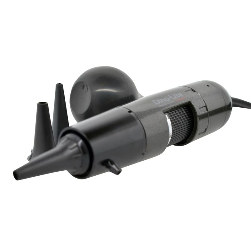 Dino-Lite EarScope auf dem Schreibtisch - kompaktes digitales Otoskop neben Laptop - Med-Praxisbedarf