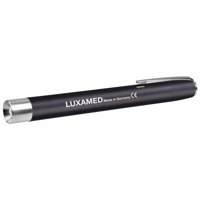 Luxamed LED-Penlight im Einsatz - Beleuchtung für Patientenbefund und Diagnose - Med-Praxisbedarf