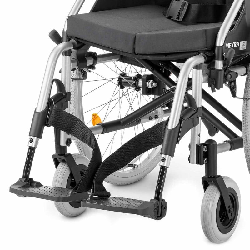 Faltbarer Rollstuhl Eurochair² 2.750 - seitliche Fußrasten, individuell anpassbar - Med-Praxisbedarf