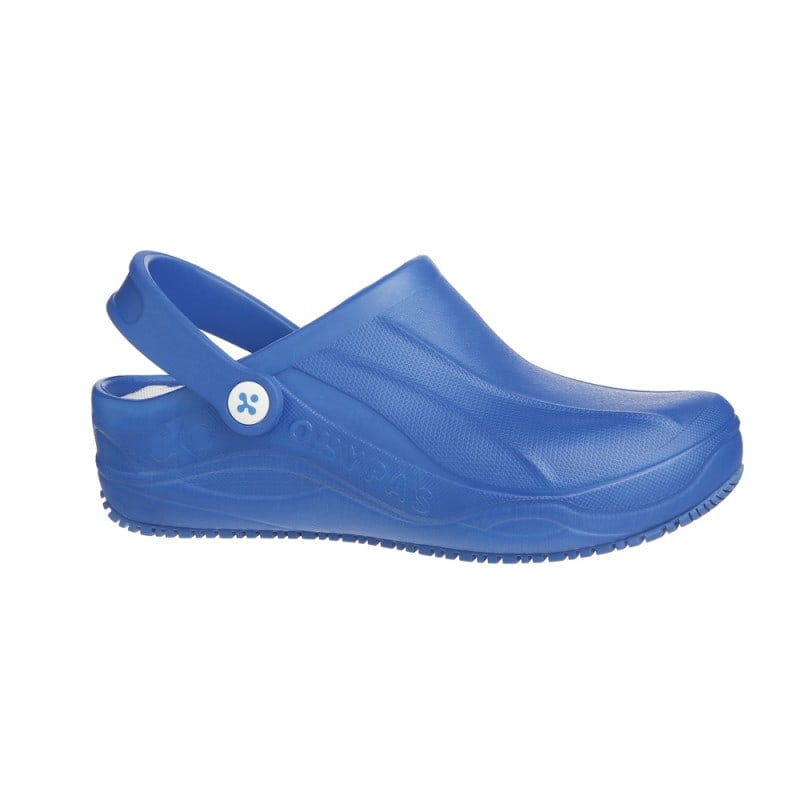 Oxypas OP-Clog Smooth Seitenansicht - anatomische Form, geschlossener Zehenbereich - Med-Praxisbedarf