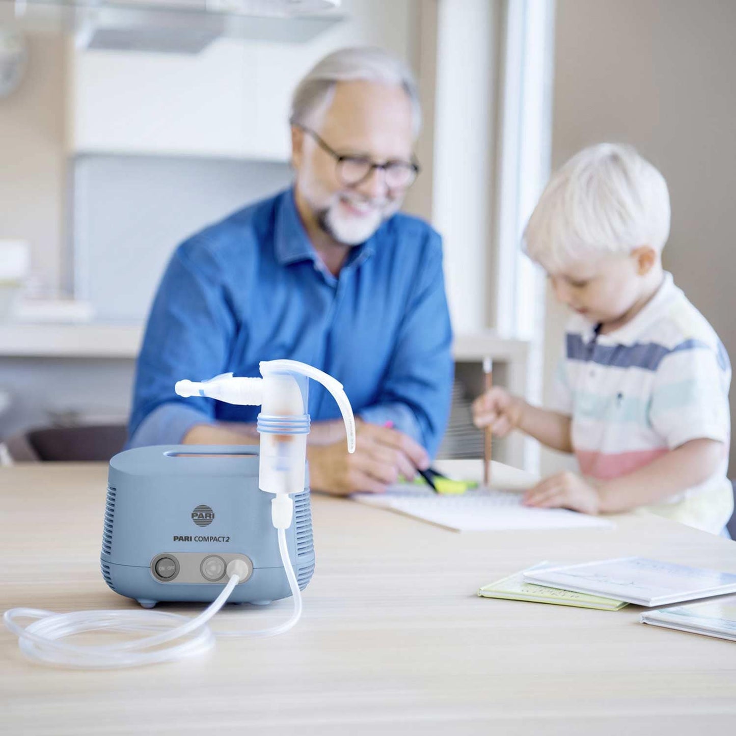 PARI COMPACT2 Vernebler im Einsatz - Behandlung von Bronchitis und Atemwegsinfekten - Med-Praxisbedarf