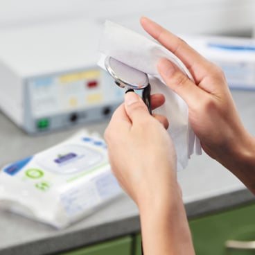 Bacillol 30 Desinfektionstücher Packung - sensitive Green Tissues von Hartmann - Med-Praxisbedarf