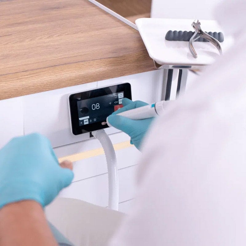 Nova SE Detailansicht - handliches Design für den professionellen Einsatz in Praxen - Med-Praxisbedarf