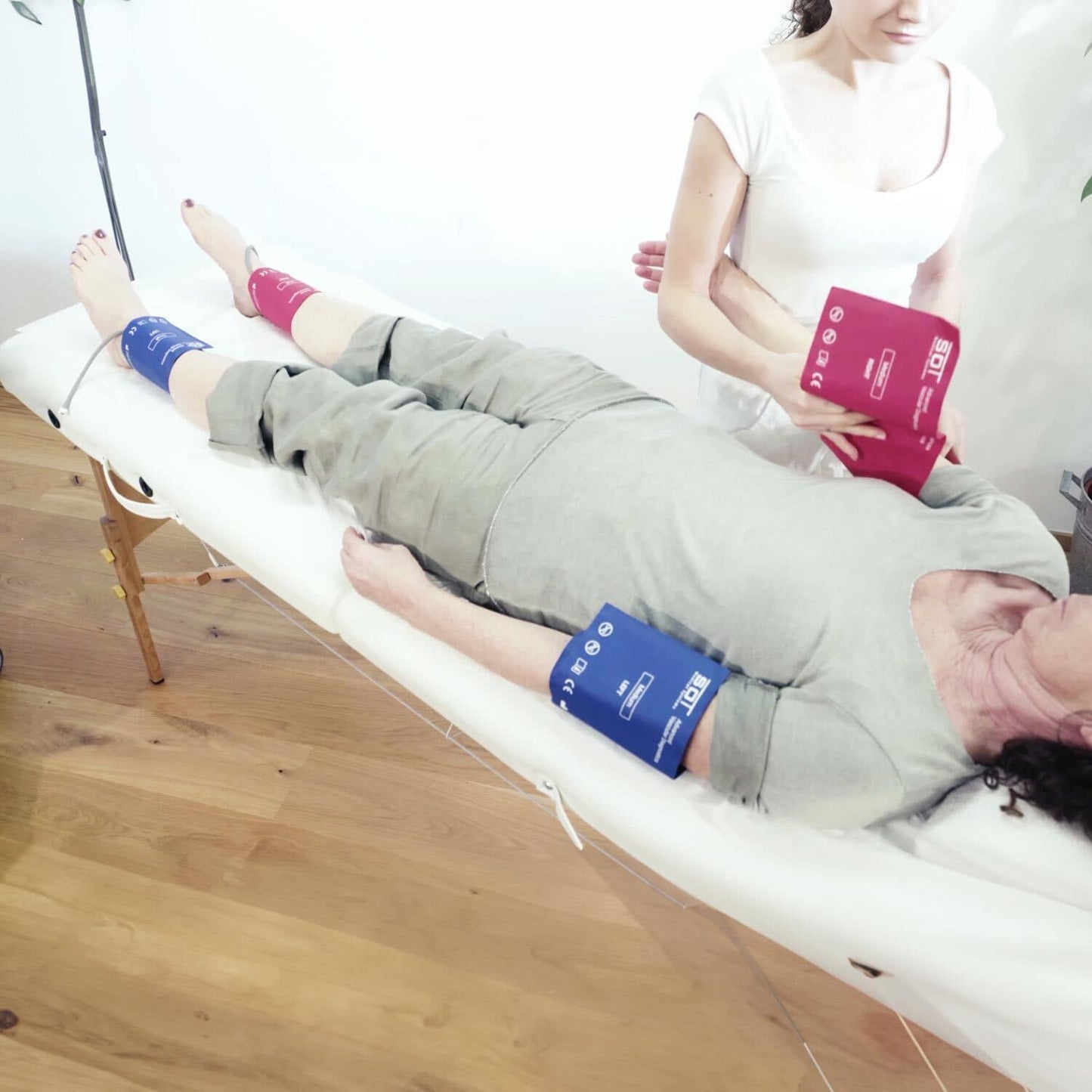 AngE™ ABI+ ABI-Messgerät - simultane Vier-Gliedmaßen-Messung in 2 Minuten - Med-Praxisbedarf