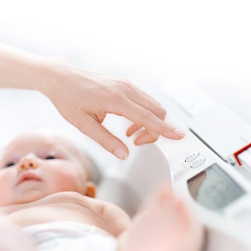 Seca 376 funkfähige Säuglingswaage - geeicht mit großer, muschelförmiger Wiegemulde für Babys - Med-Praxisbedarf
