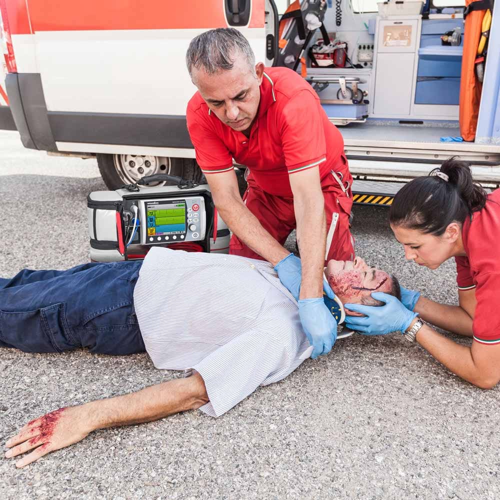 MEDUCORE Standard² Defibrillator Frontansicht - Herz-Lungen-Wiederbelebung mit EKG und Defibrillation - Med-Praxisbedarf